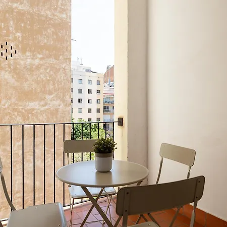 Deco Apartments Barcelona-Eixample-3