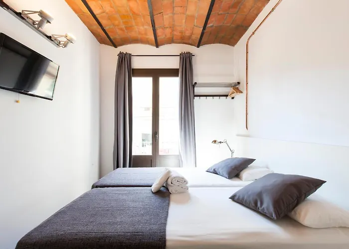 Ab Paral-Lel Spacious Apartments